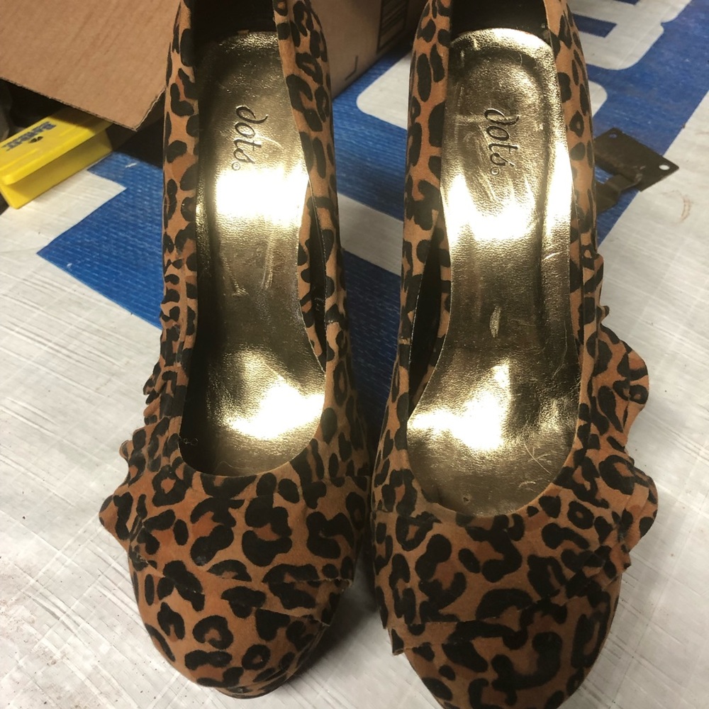 Leopard platforms never Worn